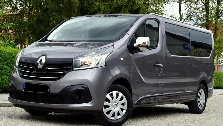 Renault Trafic cena 91900 przebieg: 89000, rok produkcji 2017 z Kielce małe 191